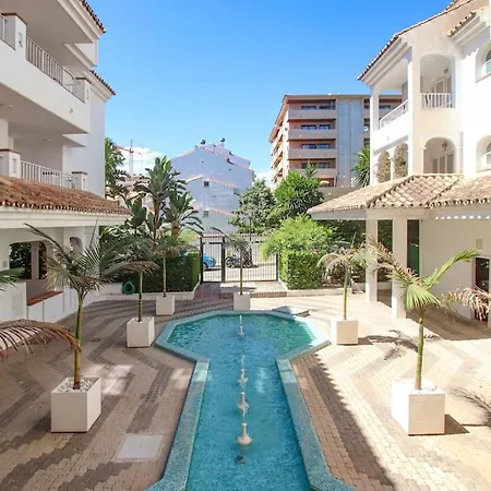 Apartamento A 50m Del Hard Rock - Puerto Banus Apartment *